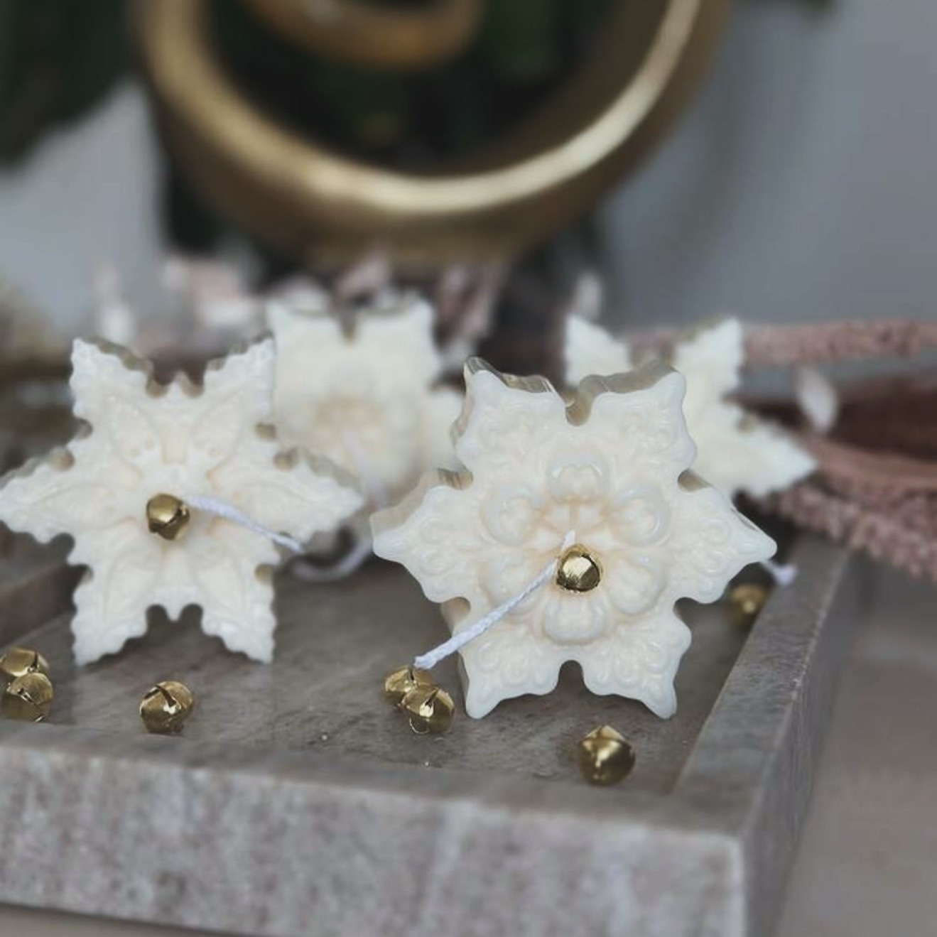 Snowflake
Candle - imagine 3