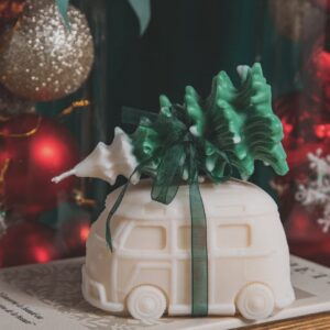 Christmas Camper Candle